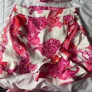 SOLD Beautiful set ( skirt and top) never worn.